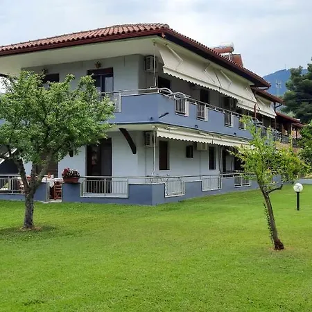 Maria - Pavlos And Apartment *