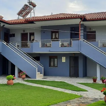 Maria - Pavlos And Apartment *