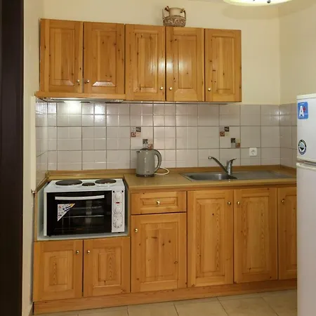 Maria - Pavlos And Vourvourou